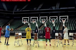 这创意绝了！还记得早期NBA圣诞广告的封神之作嘛